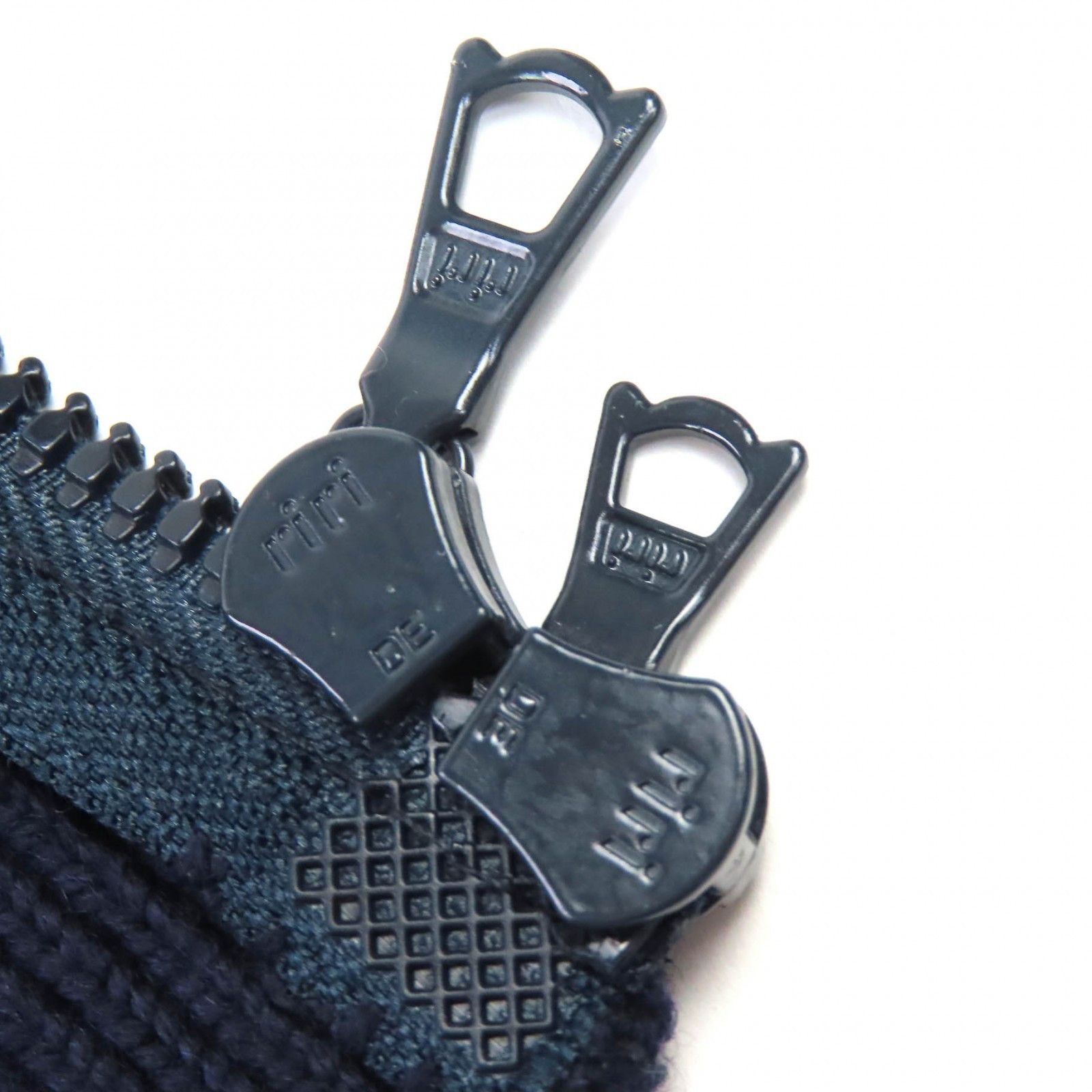 Armani Armani Emporio Armani Wool Knit High-neck Zip-up Knit Textile Tops DUTY FREE for USA Size ONE SIZE - 5 Thumbnail