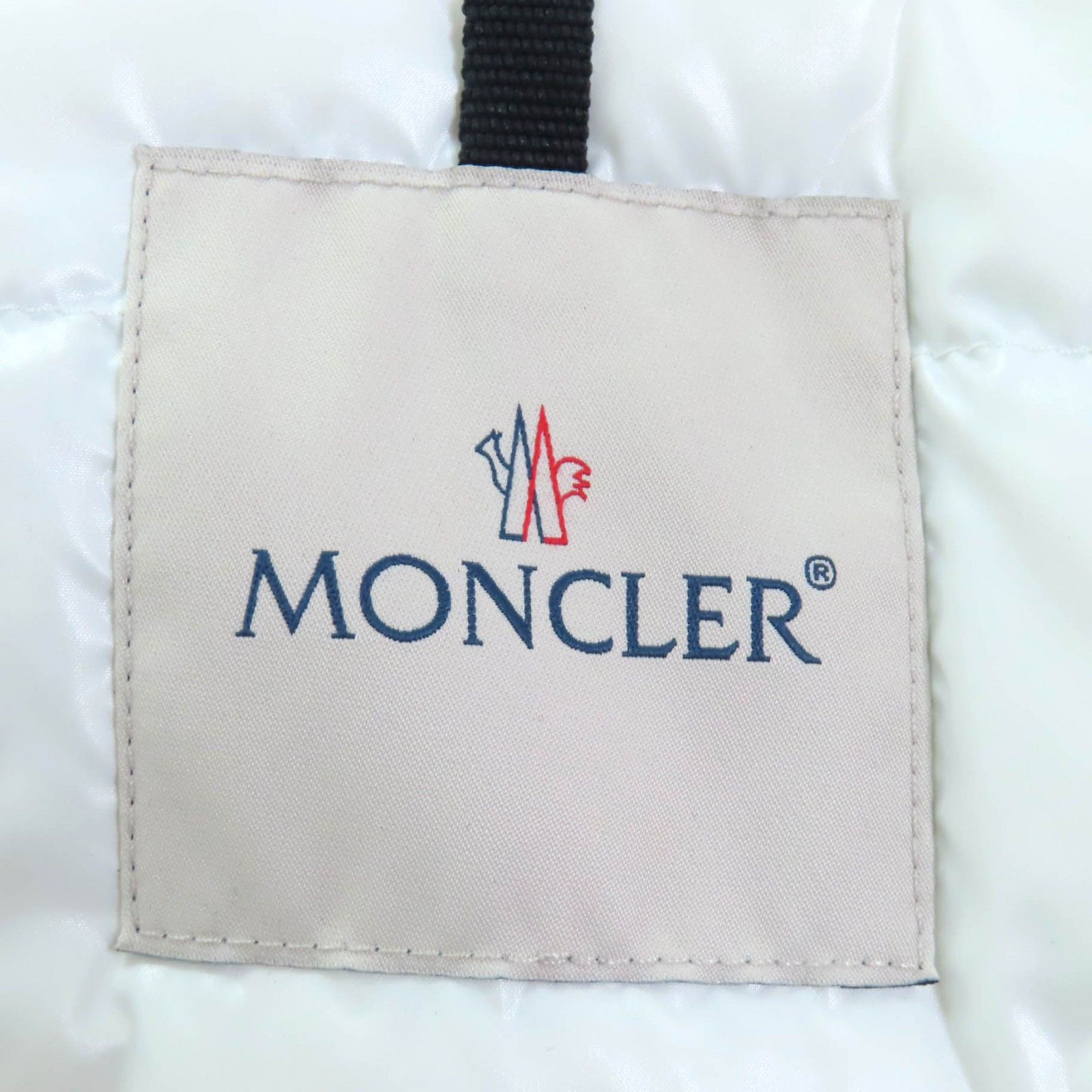 Moncler Moncler Moncler HUGON Nylon Down Coat Plastic / Synthetic Outerwear DUTY FREE for USA Size ONE SIZE - 10 Thumbnail