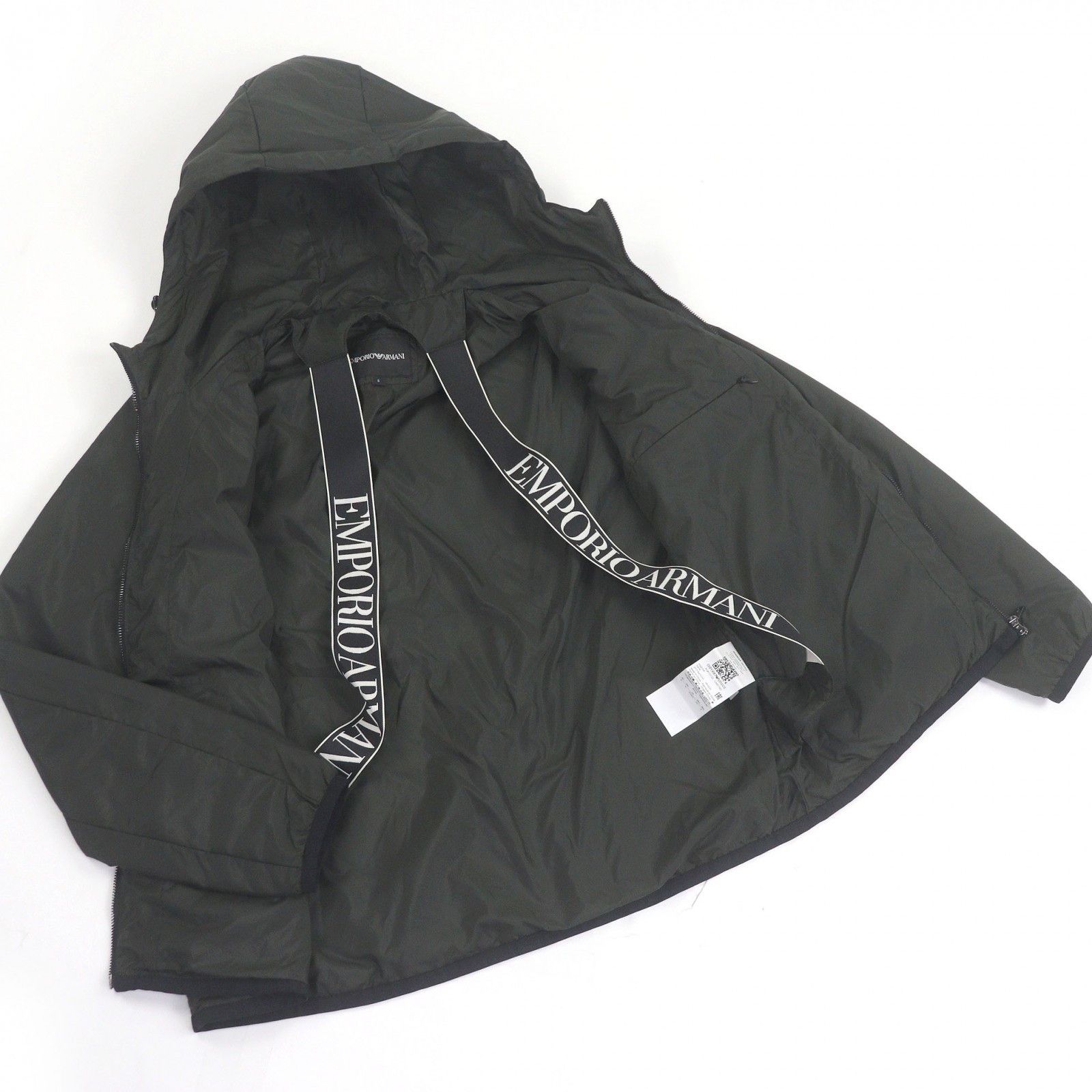 Armani Armani Emporio Armani Blouson Polyester Blouson Plastic / Synthetic Outerwear DUTY FREE for USA Size ONE SIZE - 3 Thumbnail