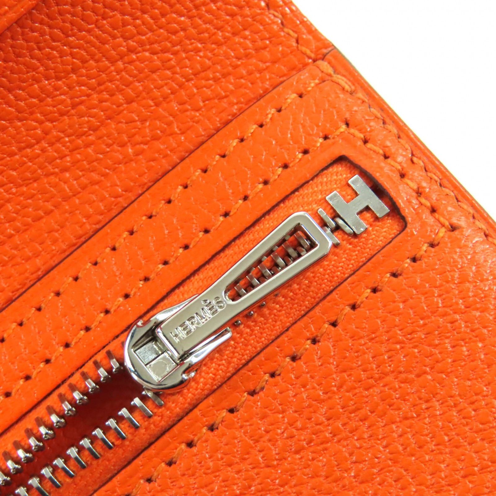 Hermes Hermes Hermès BEAN Compact Leather Bifold Wallet Leather Short Wallet Stamp W (2024) DUTY FREE for USA Size ONE SIZE - 10 Thumbnail