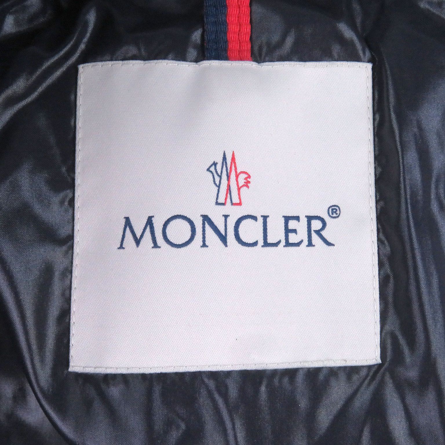 Moncler Moncler Moncler DINCER GIUBOTTO Nylon Down Jacket Textile Outerwear DUTY FREE for USA Size ONE SIZE - 8 Thumbnail