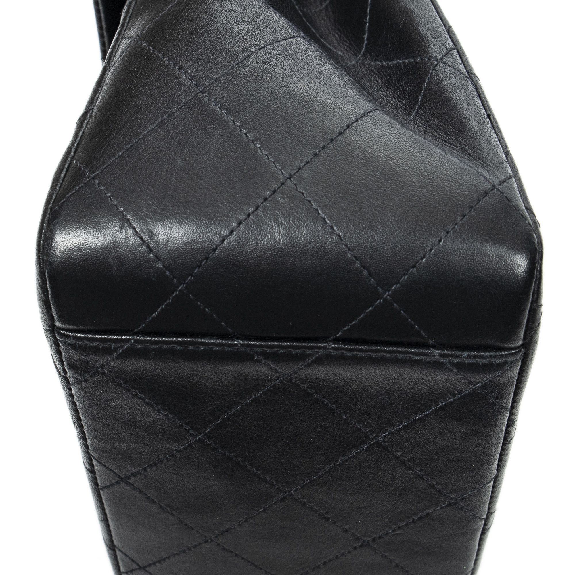 Chanel Maxi Jumbo XL Flap Size ONE SIZE - 8 Thumbnail