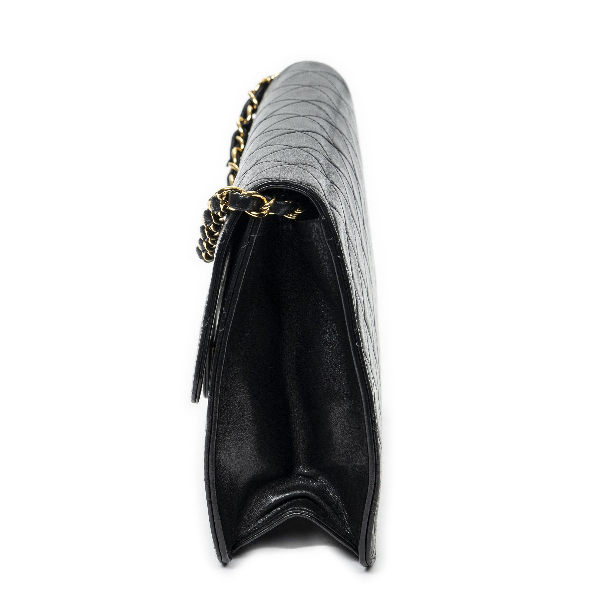 Chanel Vintage Push Lock Straight Flap Size ONE SIZE - 3 Thumbnail