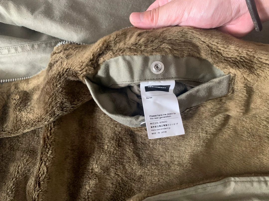 Descendant descendant tank jacket in excellent condition Size US M / EU 48-50 / 2 - 5 Thumbnail