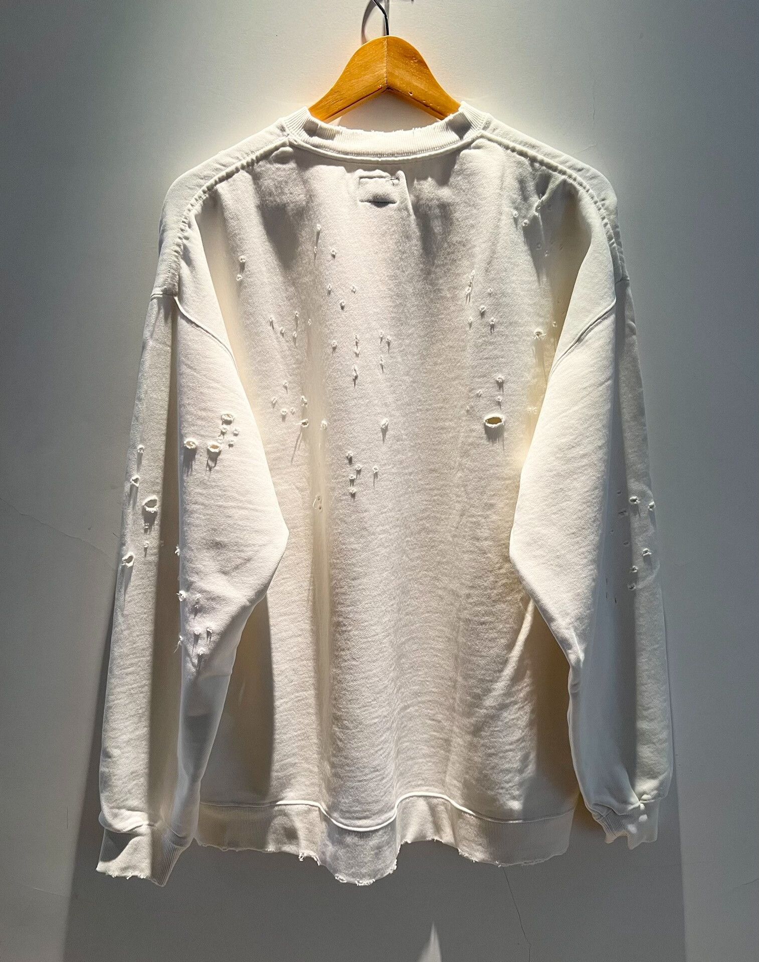 Beams Japan classic distressed white sweatshirt by beams Size US L / EU 52-54 / 3 - 2 Thumbnail