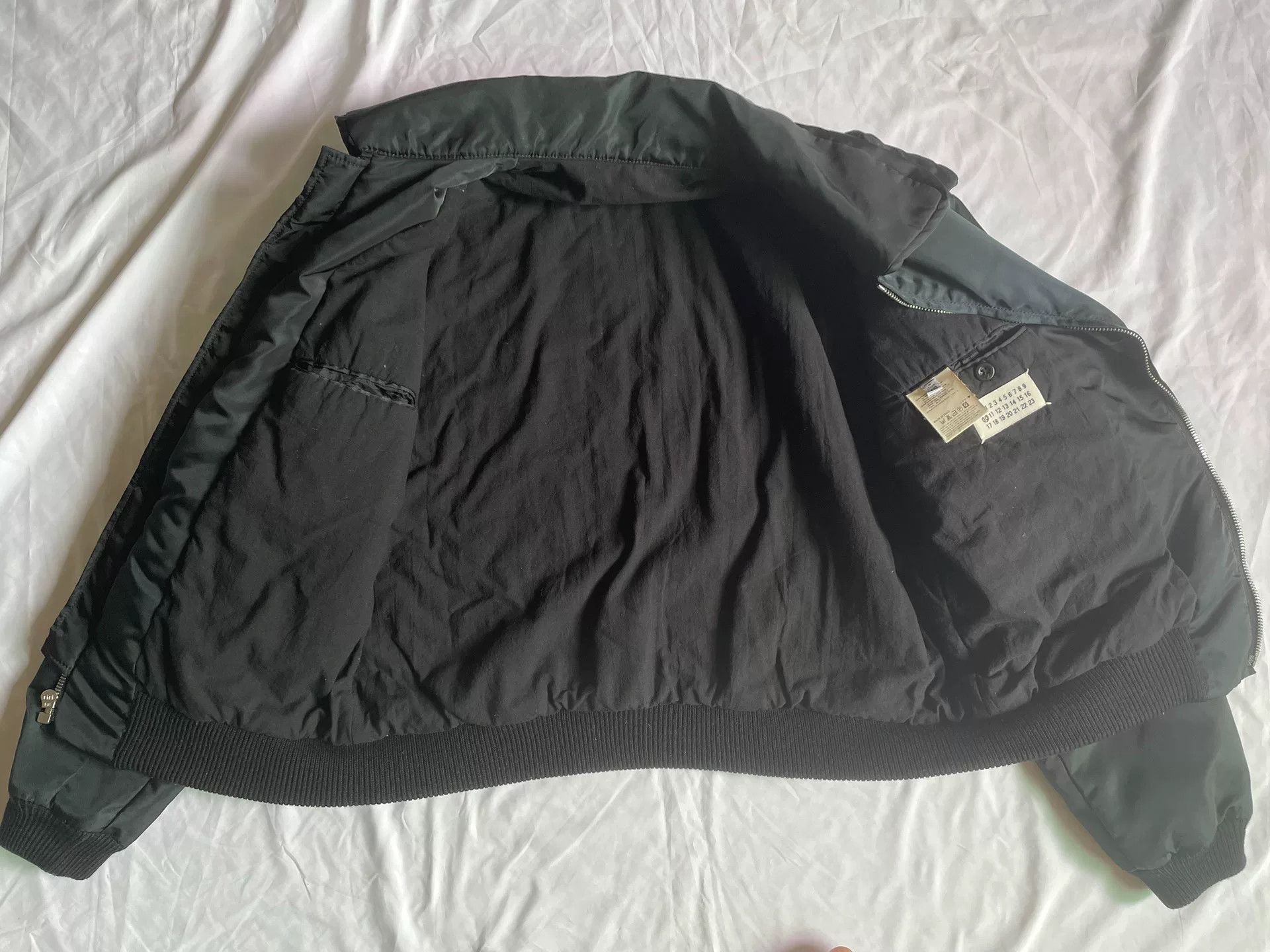 Maison Margiela maison margiela 3d bomber ma-1 jacket Size US M / EU 48-50 / 2 - 3 Thumbnail