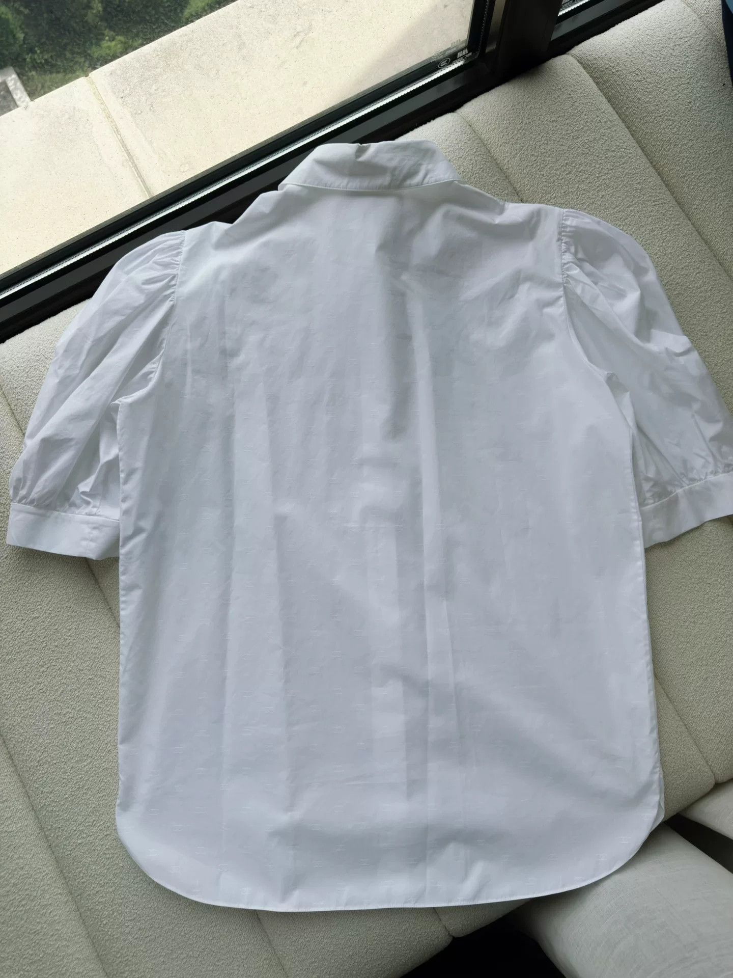 Chanel vintage chanel logo puff sleeve blouse Size M / US 6-8 / IT 42-44 - 2 Thumbnail