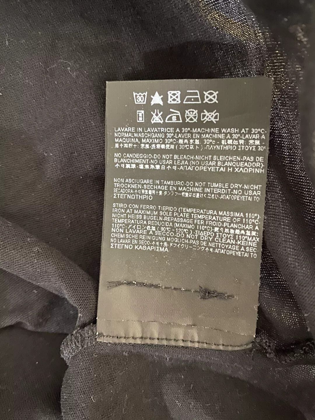 Yves Saint Laurent black classic vampire graphic t-shirt Size XS / US 0-2 / IT 36-38 - 7 Thumbnail
