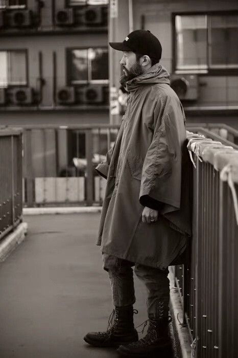 Freewheelers tactical raincoat for outdoor adventure in green Size US M / EU 48-50 / 2 - 4 Thumbnail