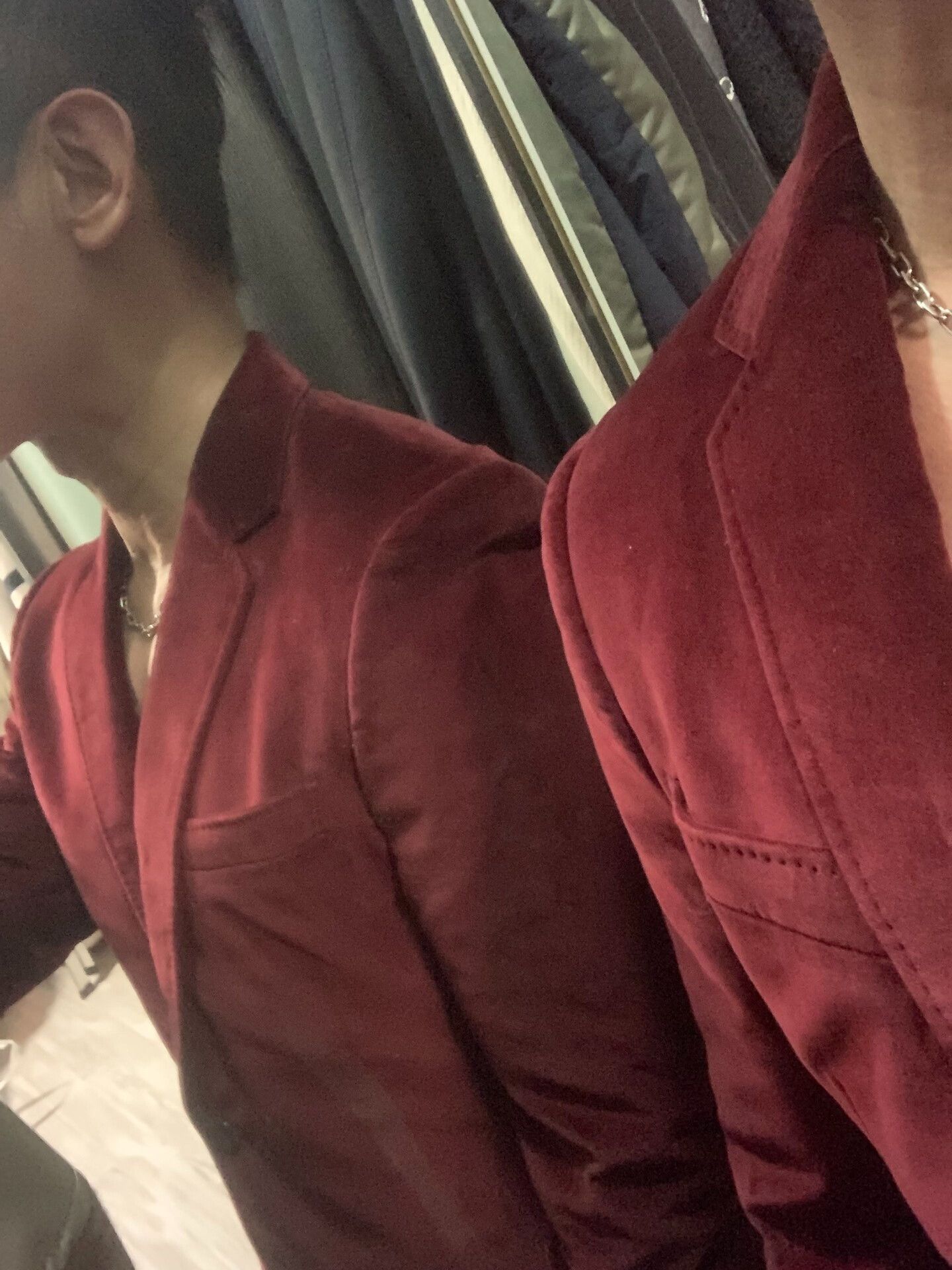 Gucci gucci red velvet suit size 46 Size US M / EU 48-50 / 2 - 7 Thumbnail
