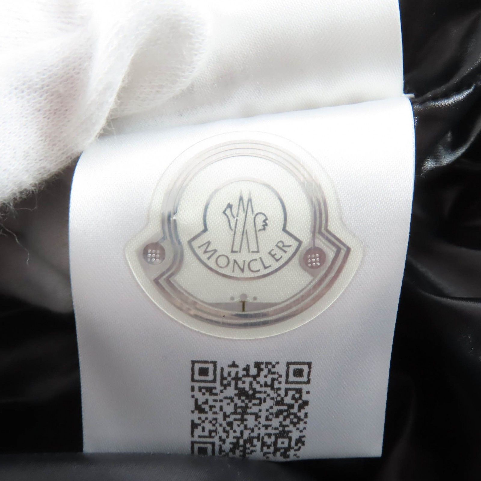 Moncler Moncler Moncler CLAIR Nylon Down Jacket Plastic / Synthetic Outerwear H20931A00022 DUTY FREE for USA Size ONE SIZE - 14 Thumbnail