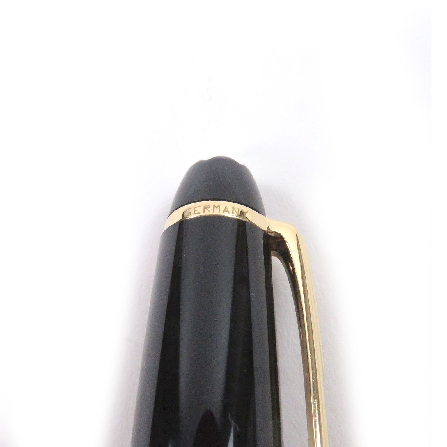 Montblanc Montblanc MONTBLANC Meisterstück 14K Fountain Pen Precious Metal Pen DUTY FREE for USA Size ONE SIZE - 9 Thumbnail