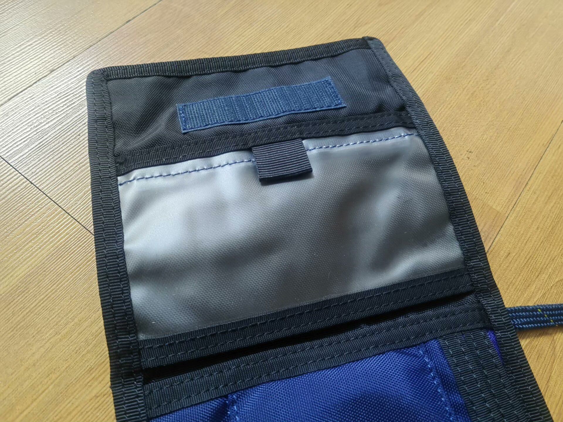 Porter multifunctional outdoor wallet with strap Size ONE SIZE - 7 Thumbnail