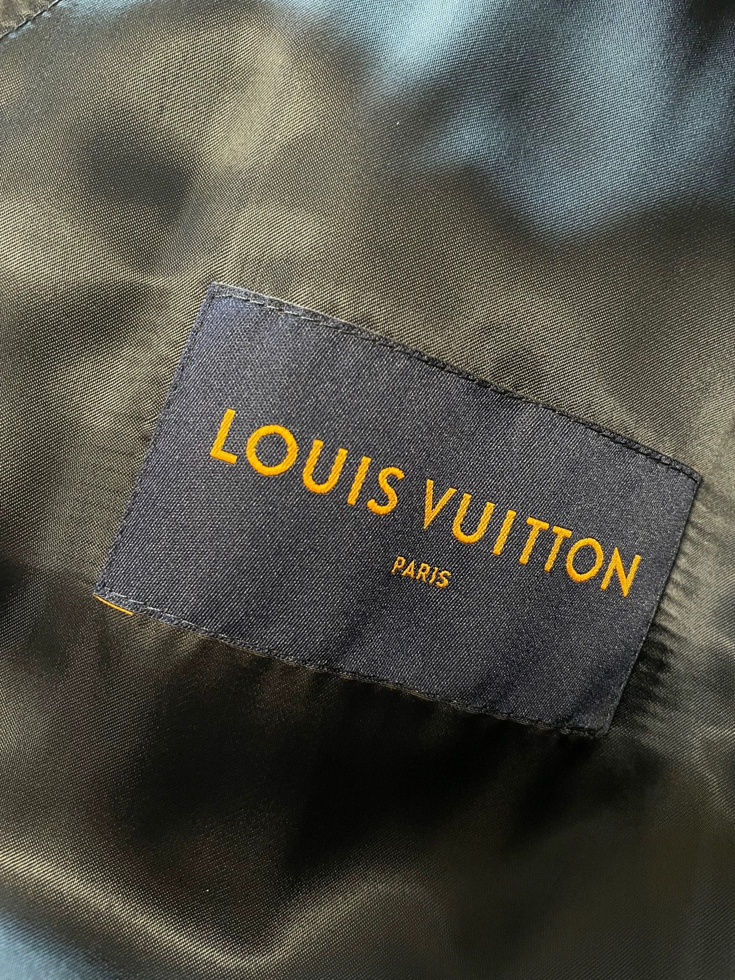 Louis Vuitton louis vuitton puffer jacket deep blue Size US L / EU 52-54 / 3 - 2 Thumbnail