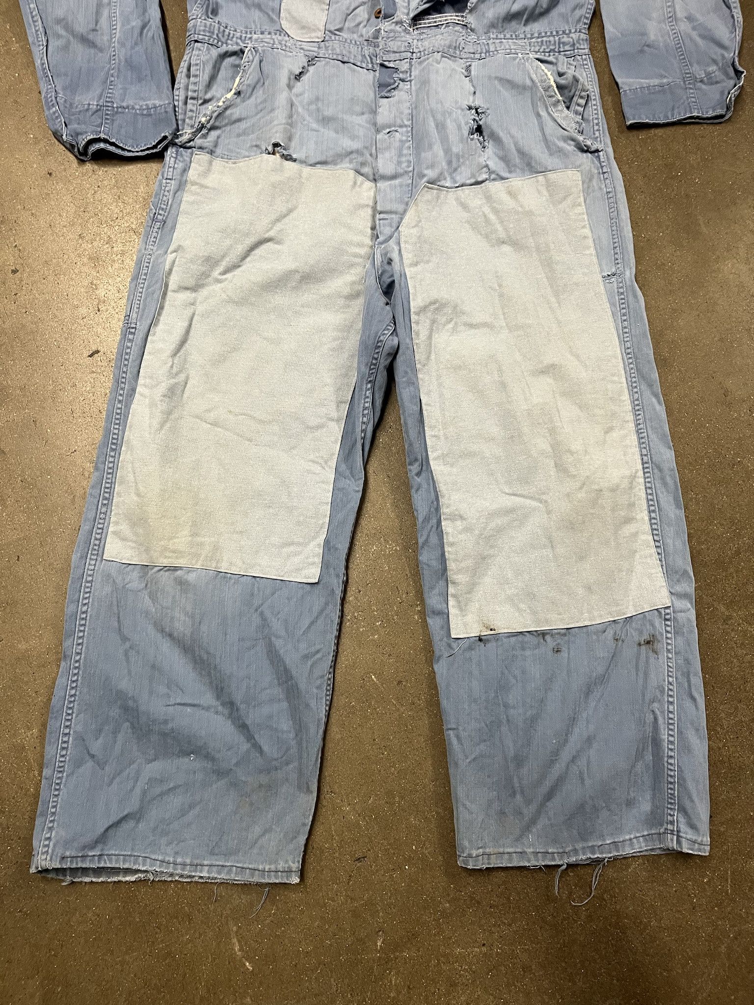 Vintage Vintage Distressed Blue Coverall Thrashed Custom Overall Suit Size XL Size US XL / EU 56 / 4 - 3 Thumbnail