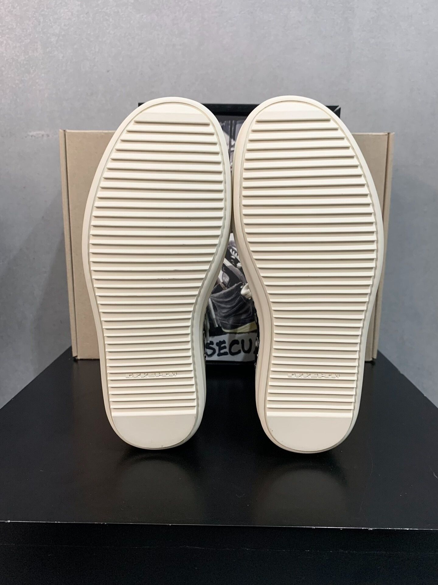 Rick Owens Rick Owens High Top Canvas Sneakers Size US 6 / IT 36 - 8 Thumbnail