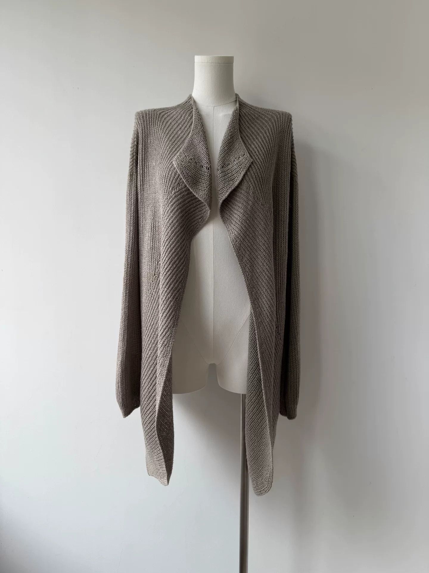 Y's Yohji Yamamoto Knit Cardigan in Beige Size ONE SIZE - 2 Thumbnail