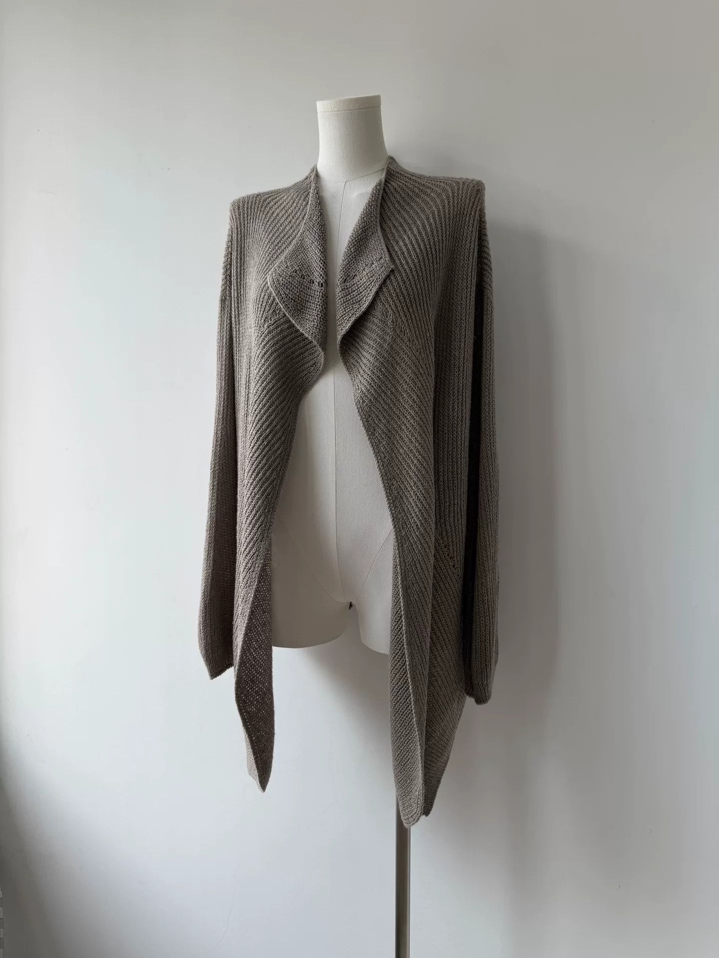 Y's Yohji Yamamoto Knit Cardigan in Beige Size ONE SIZE - 3 Thumbnail
