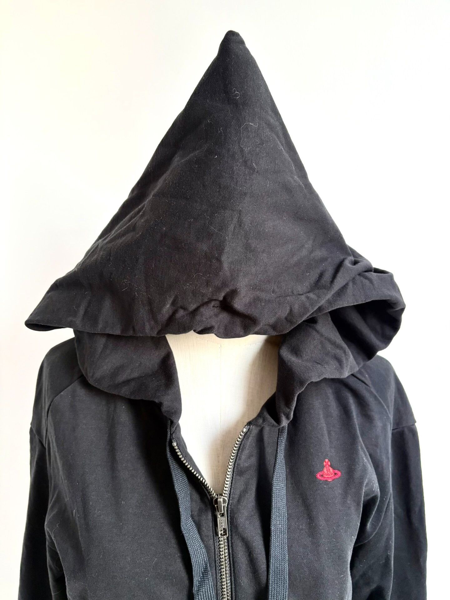 Vivienne Westwood vivienne westwood black long hoodie outerwear Size M / US 6-8 / IT 42-44 - 2 Thumbnail