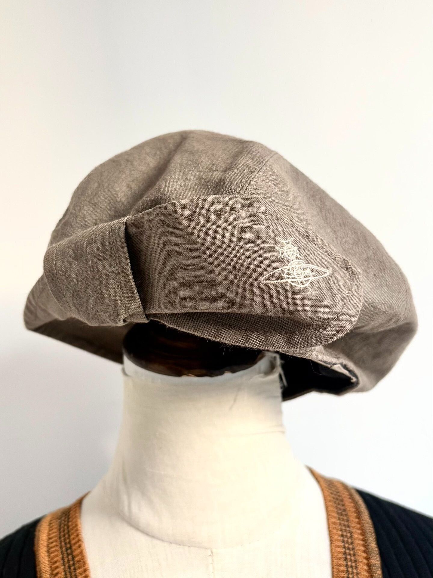 Vivienne Westwood vivienne westwood gray brown bow cap Size ONE SIZE - 3 Thumbnail