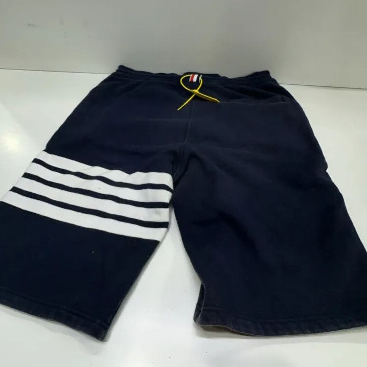 Thom Browne Thom Browne Classic Striped Sports Shorts Size US 30 / EU 46 - 11 Thumbnail
