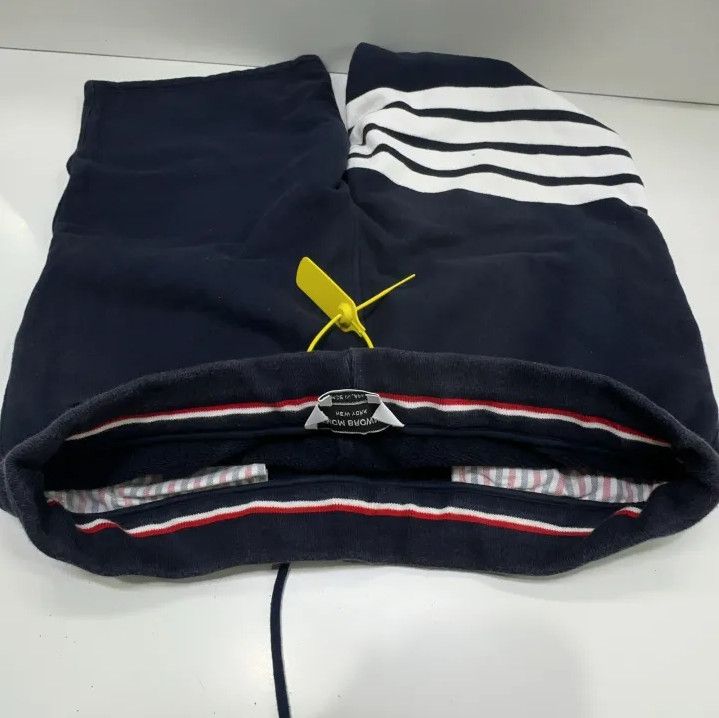 Thom Browne Thom Browne Classic Striped Sports Shorts Size US 30 / EU 46 - 7 Thumbnail