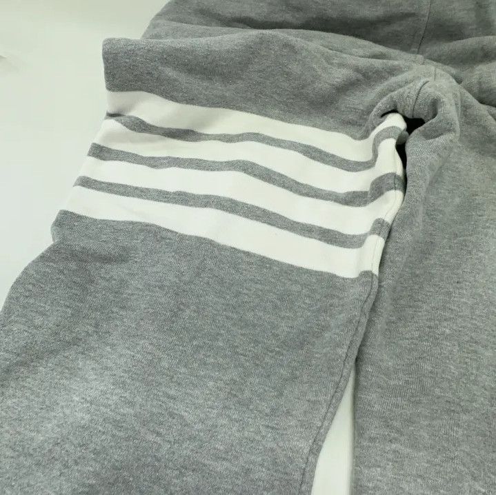 Thom Browne Thom Browne Classic Striped Knit Sweatpants Size US 34 / EU 50 - 14 Thumbnail