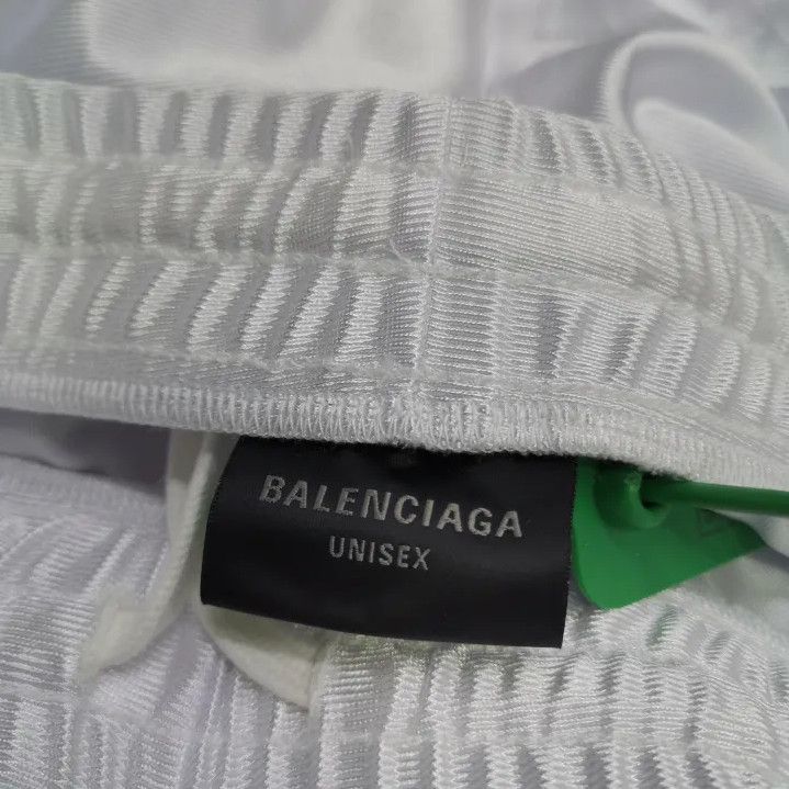 Balenciaga Balenciaga White Knitted Sports Pants Unisex Size US 34 / EU 50 - 2 Thumbnail