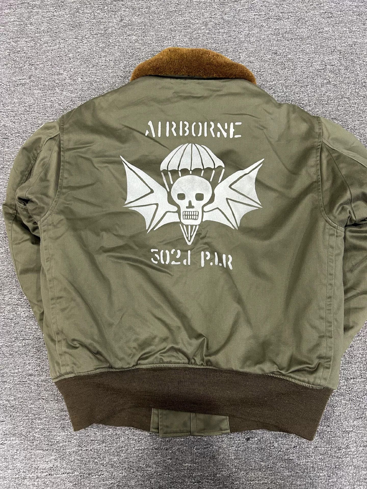 The Real McCoy's real McCoy B10 Flight Jacket in Olive Green Size US L / EU 52-54 / 3 - 3 Thumbnail