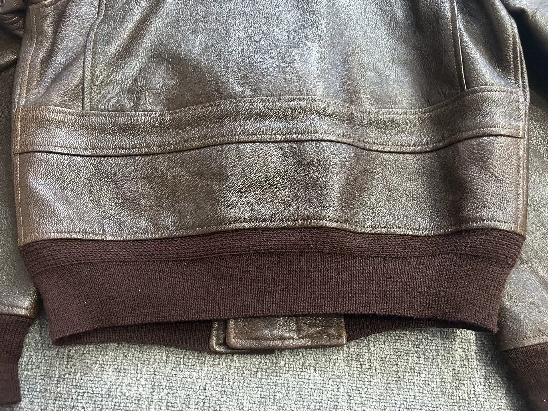 Eastman Leather Clothing brown leather pilot jacket with patches Size US L / EU 52-54 / 3 - 5 Thumbnail