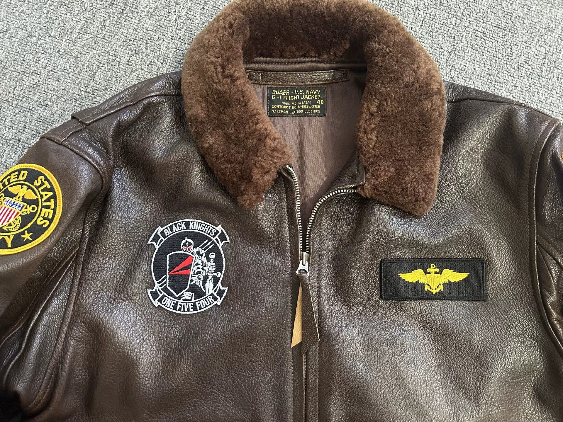 Eastman Leather Clothing brown leather pilot jacket with patches Size US L / EU 52-54 / 3 - 2 Thumbnail