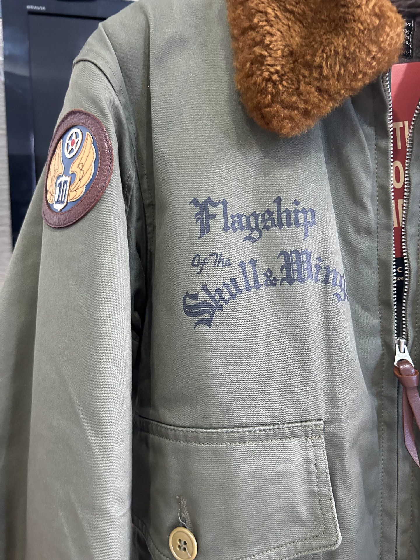 The Real McCoy's The Real McCoy B10 Flight Jacket Size US M / EU 48-50 / 2 - 5 Thumbnail