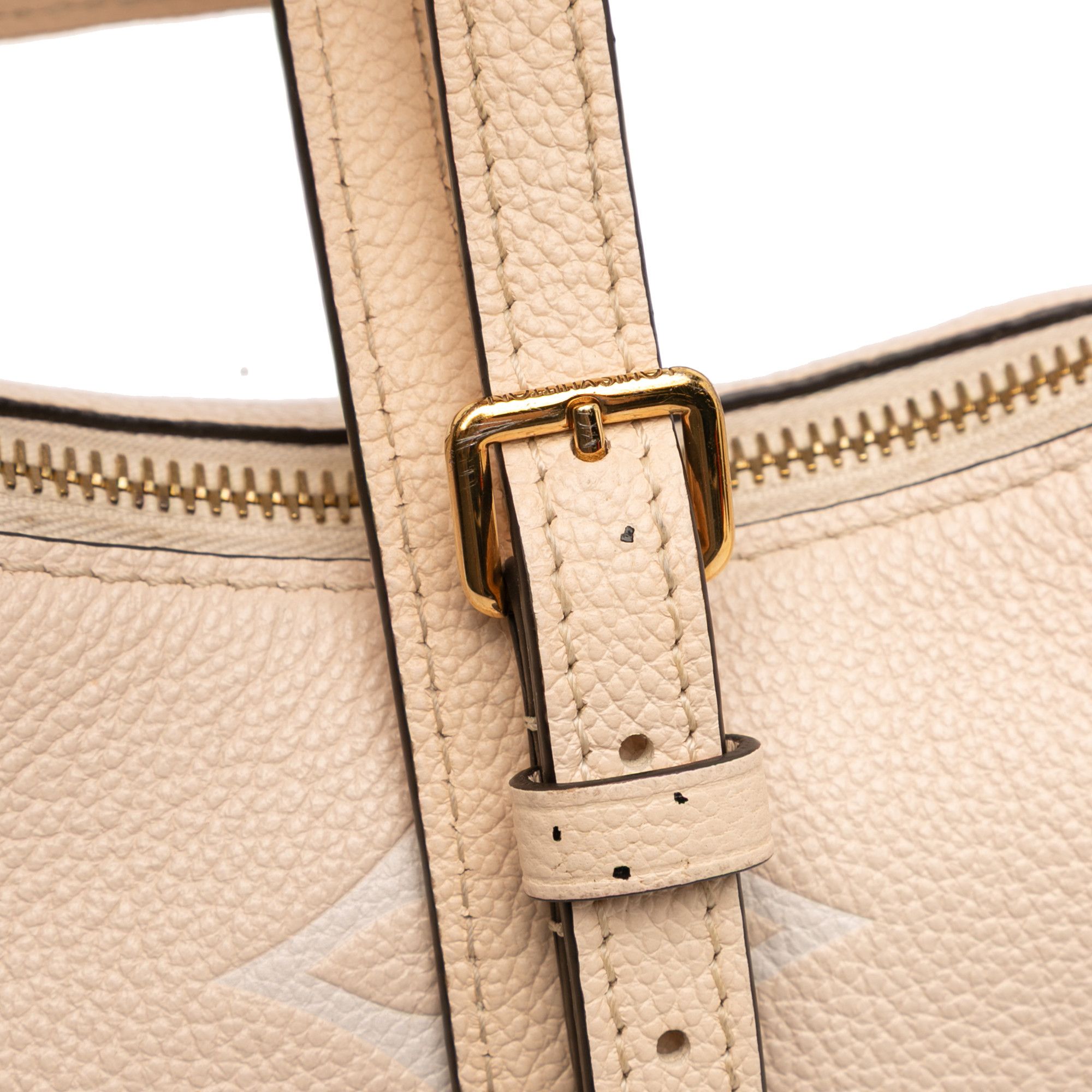 Louis Vuitton Louis Vuitton Monogram Giant Empreinte By The Pool Marshmallow PM Size ONE SIZE - 9 Thumbnail