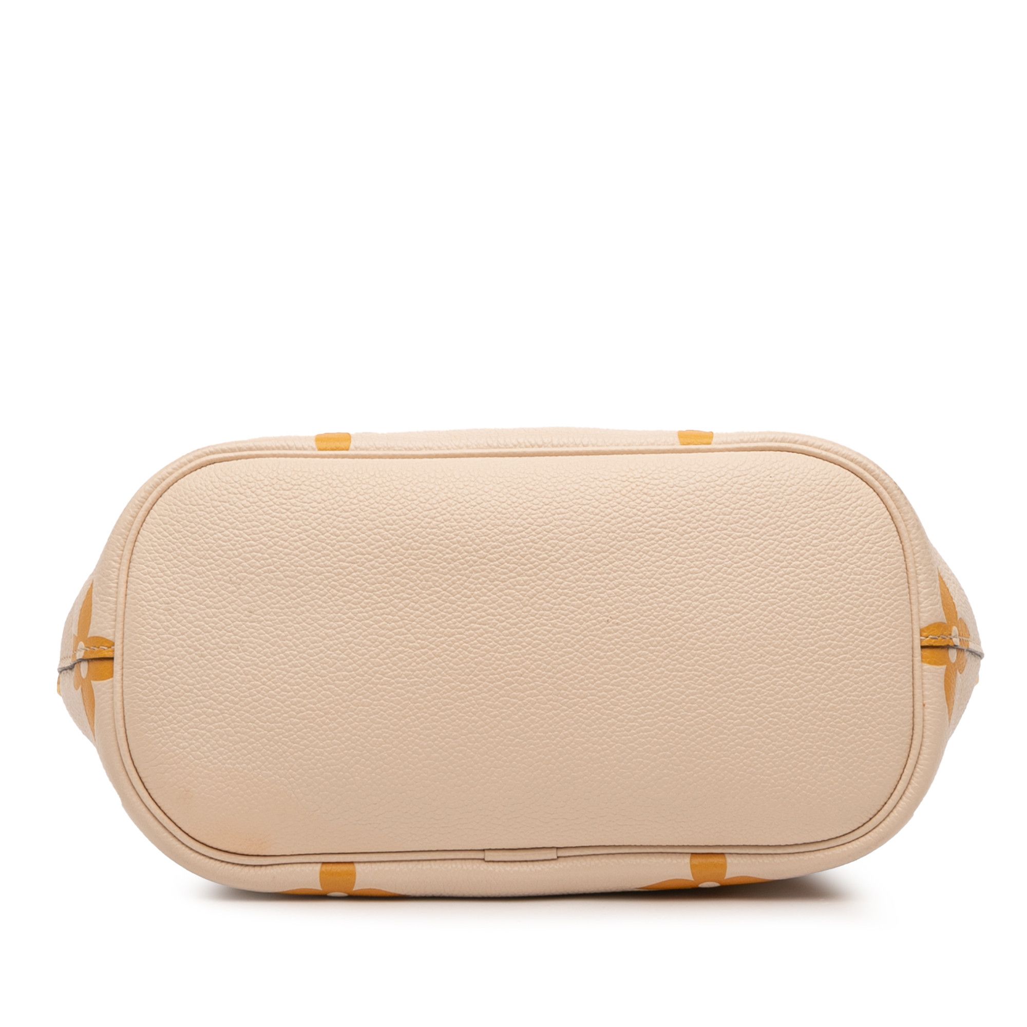 Louis Vuitton Louis Vuitton Monogram Giant Empreinte By The Pool Marshmallow PM Size ONE SIZE - 3 Thumbnail