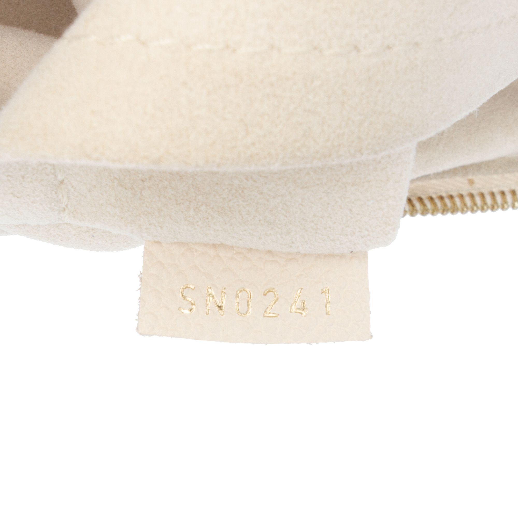 Louis Vuitton Louis Vuitton Monogram Giant Empreinte By The Pool Marshmallow PM Size ONE SIZE - 6 Thumbnail