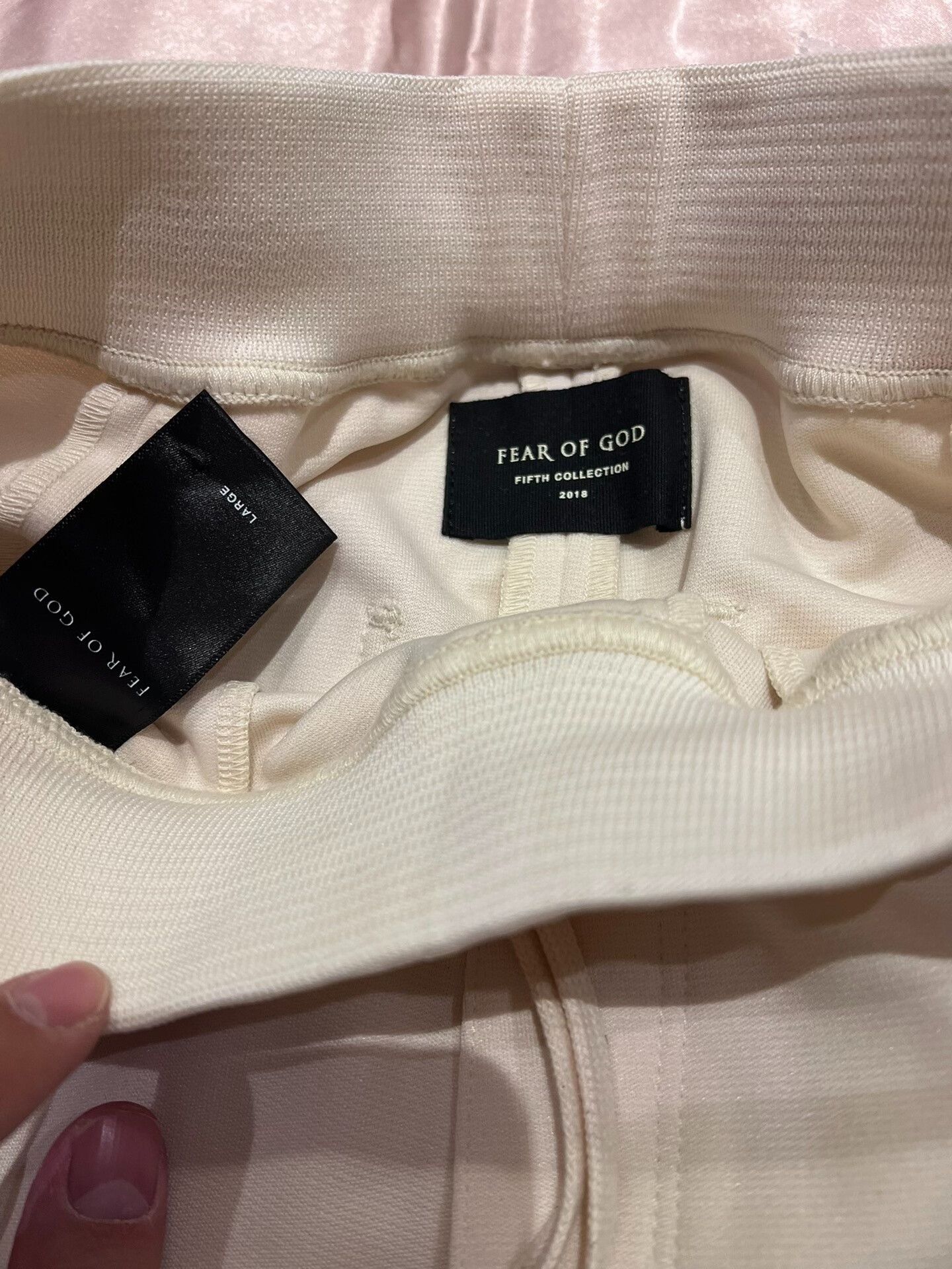 Fear of God fear of god drawstring pants in beige Size US 31 - 5 Thumbnail