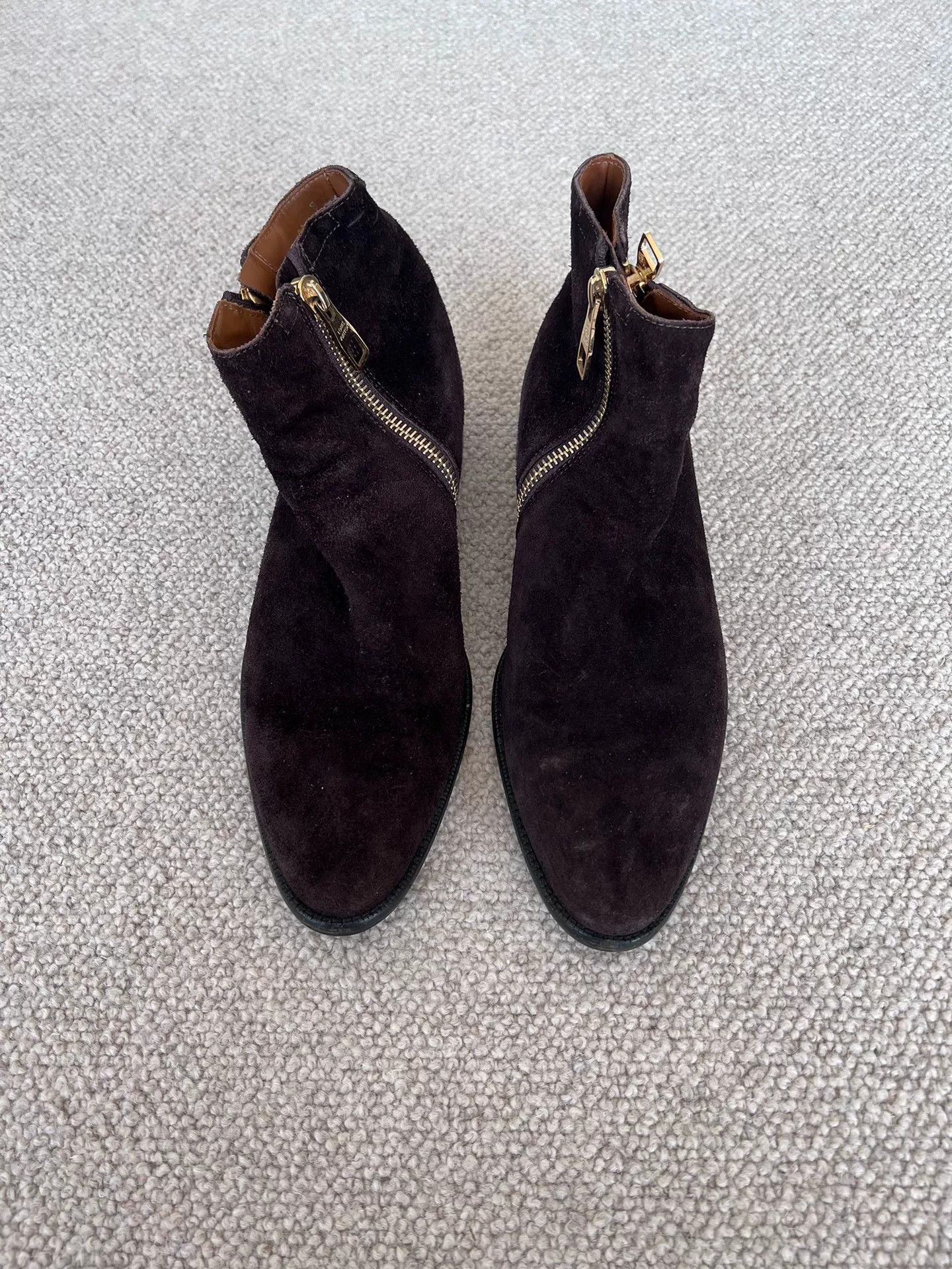 Louis Vuitton louis vuitton brown suede ankle boots Size US 10 / EU 43 - 2 Thumbnail