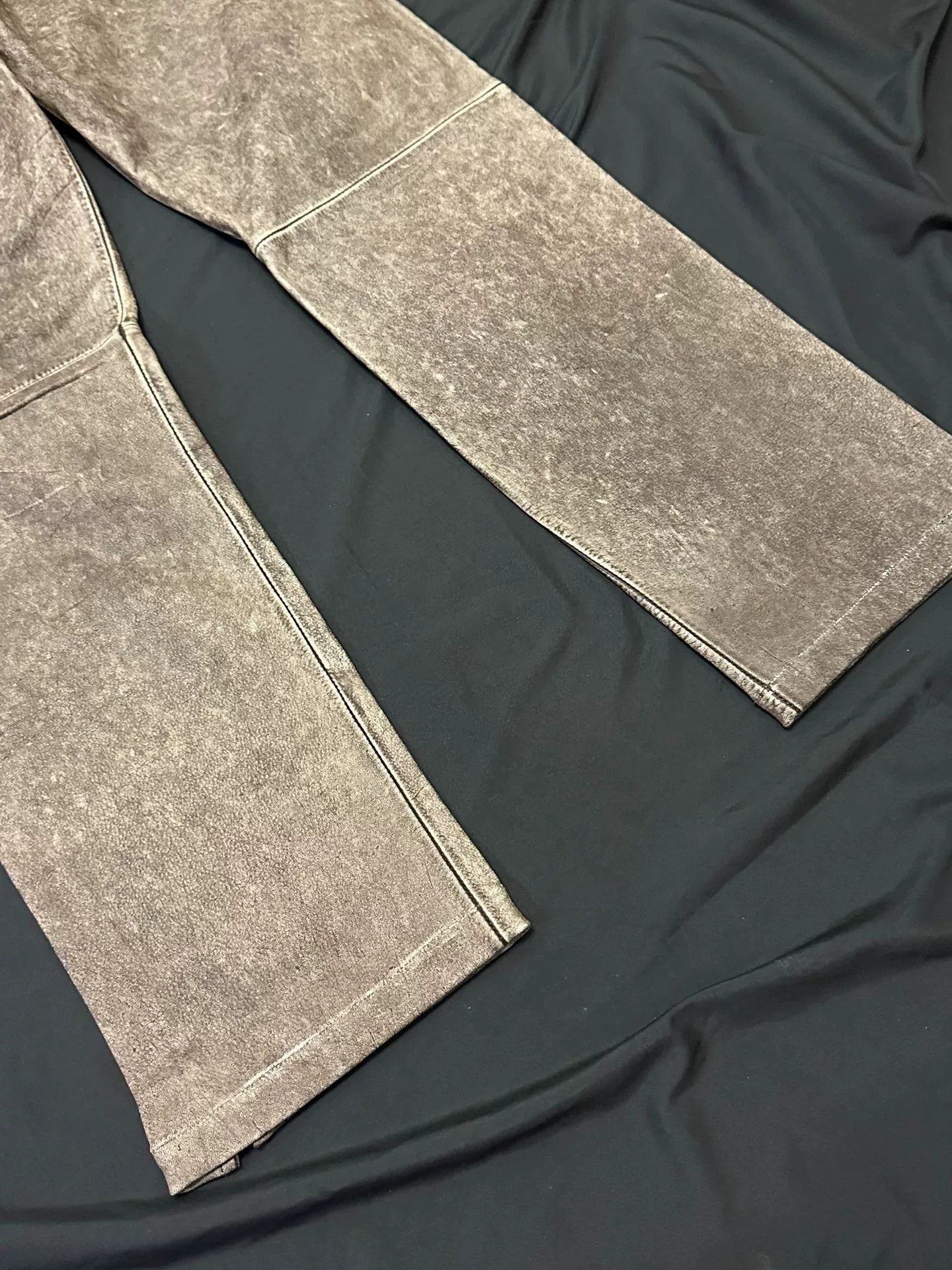 Vintage vintage japanese leather pants with unique finish Size US 34 / EU 50 - 6 Thumbnail