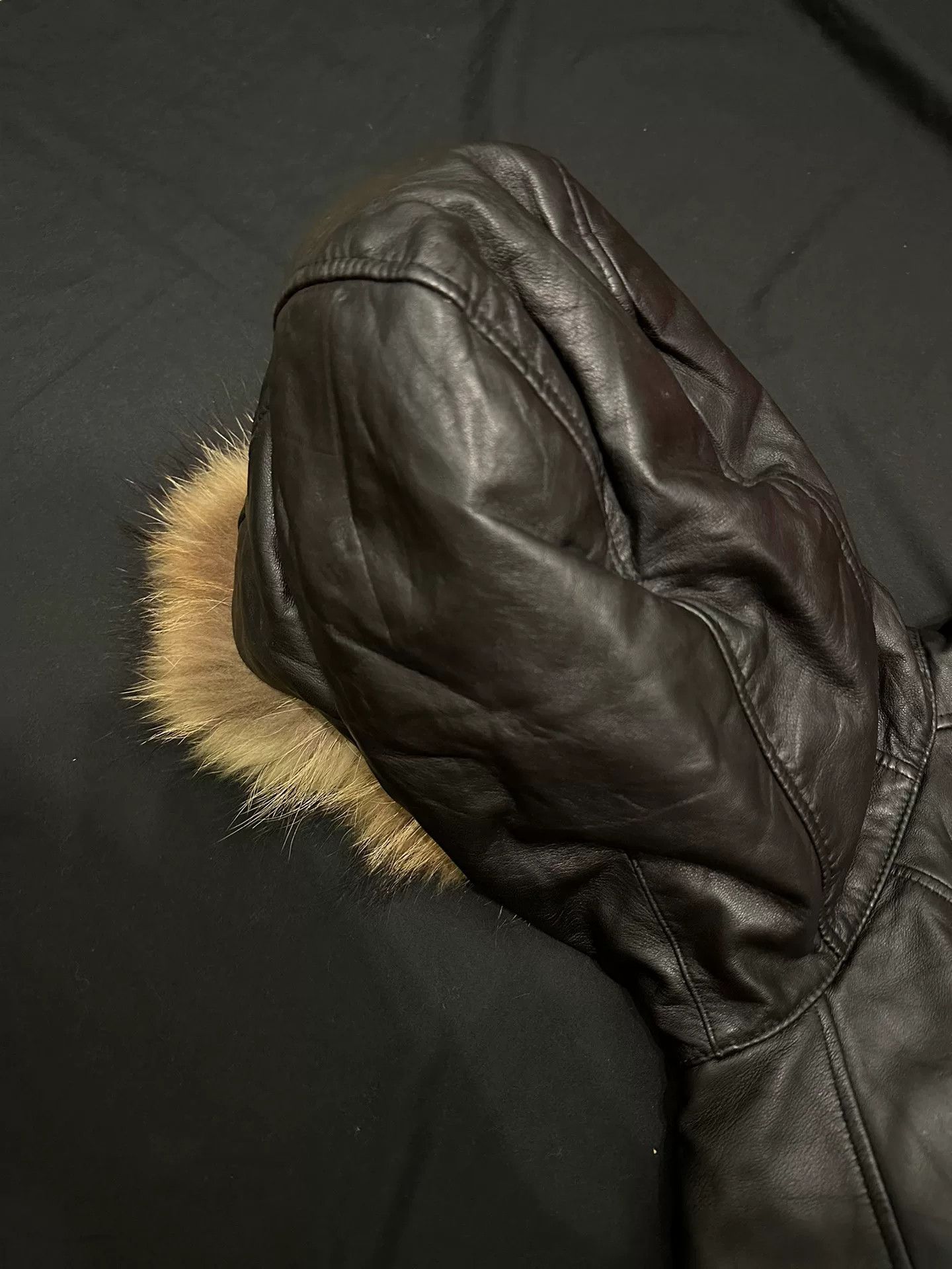 Vintage vintage black n2b bomber leather jacket Size US L / EU 52-54 / 3 - 8 Thumbnail