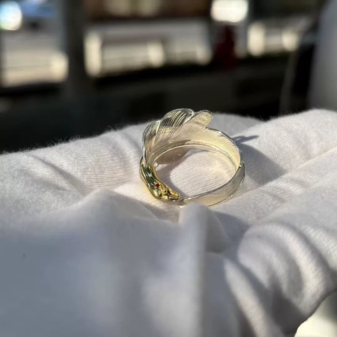 Larry Smith snake design gold ring with ruby eyes Size ONE SIZE - 2 Thumbnail