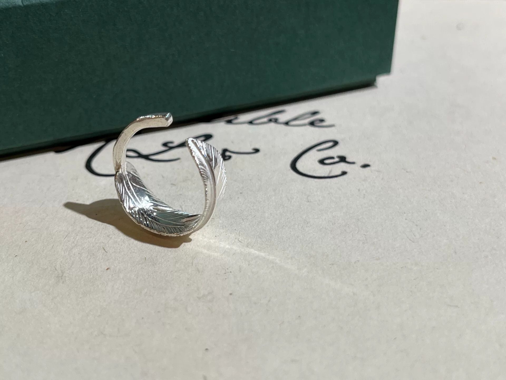 Takumi elegant silver feather ring adjustable size Size ONE SIZE - 3 Thumbnail