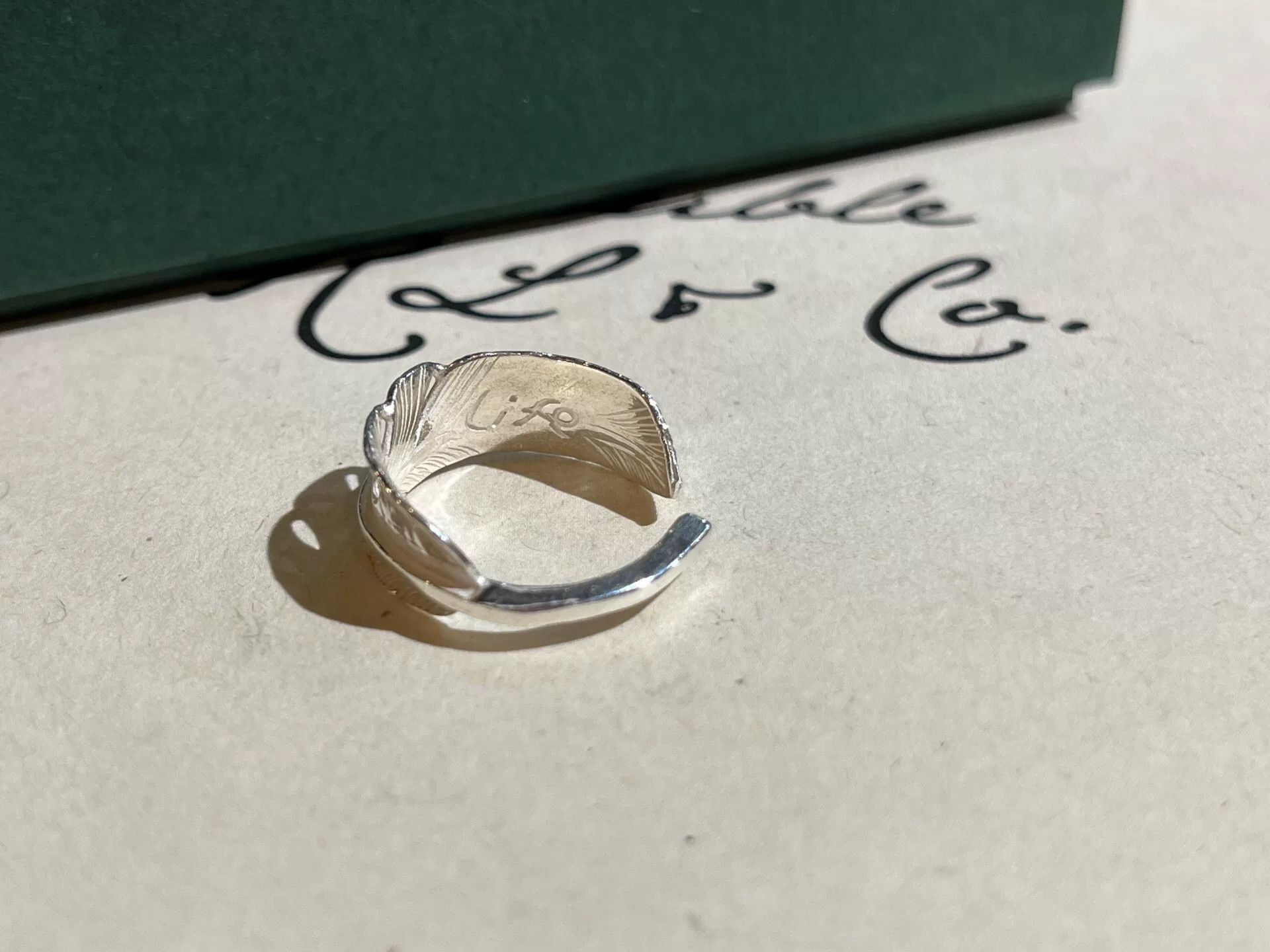 Takumi elegant silver feather ring adjustable size Size ONE SIZE - 6 Thumbnail
