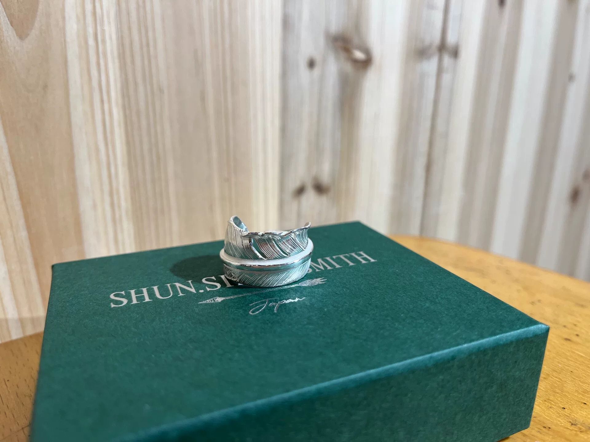 Takumi shun smith feather ring in silver Size ONE SIZE - 3 Thumbnail