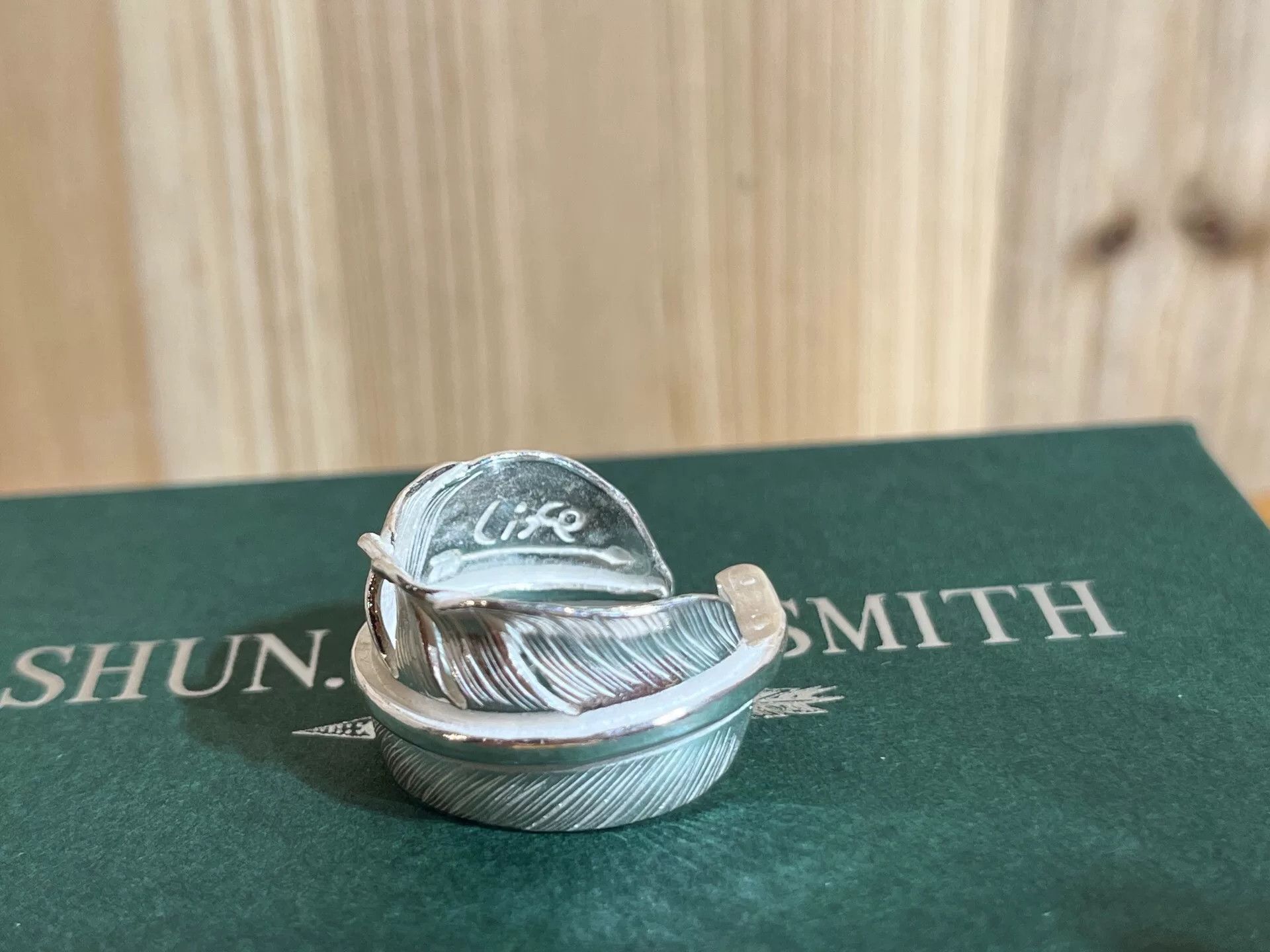 Takumi shun smith feather ring in silver Size ONE SIZE - 7 Thumbnail