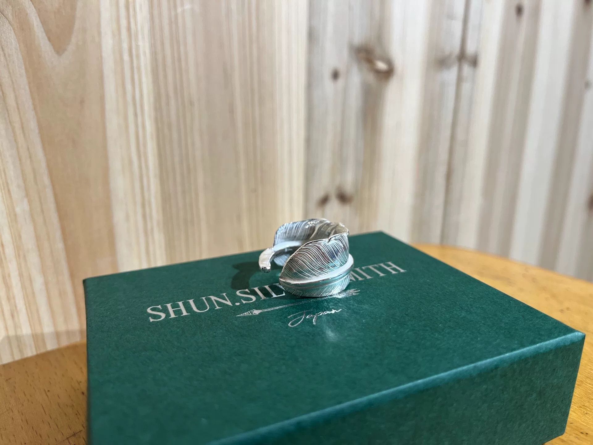 Takumi shun smith feather ring in silver Size ONE SIZE - 2 Thumbnail