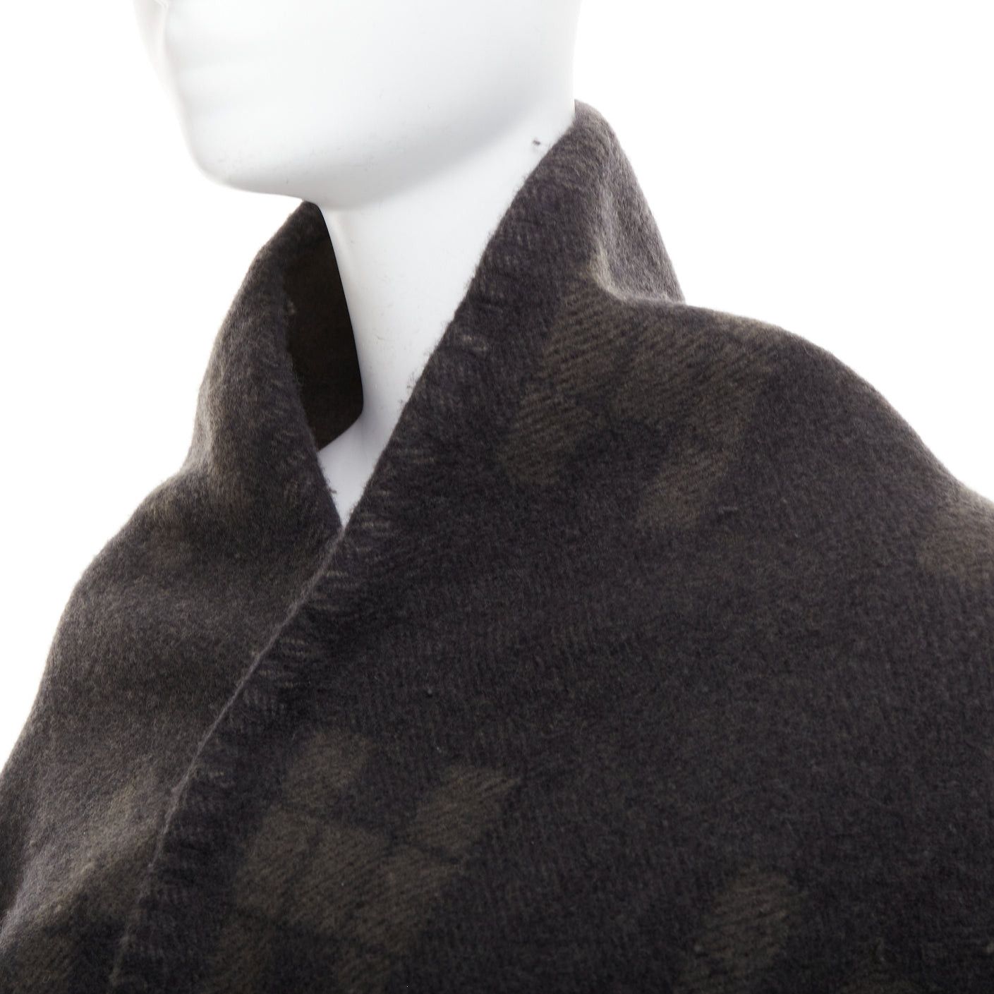 Hermes HERMES Vintage dark grey khaki H logo big square throw blanket Size ONE SIZE - 6 Thumbnail