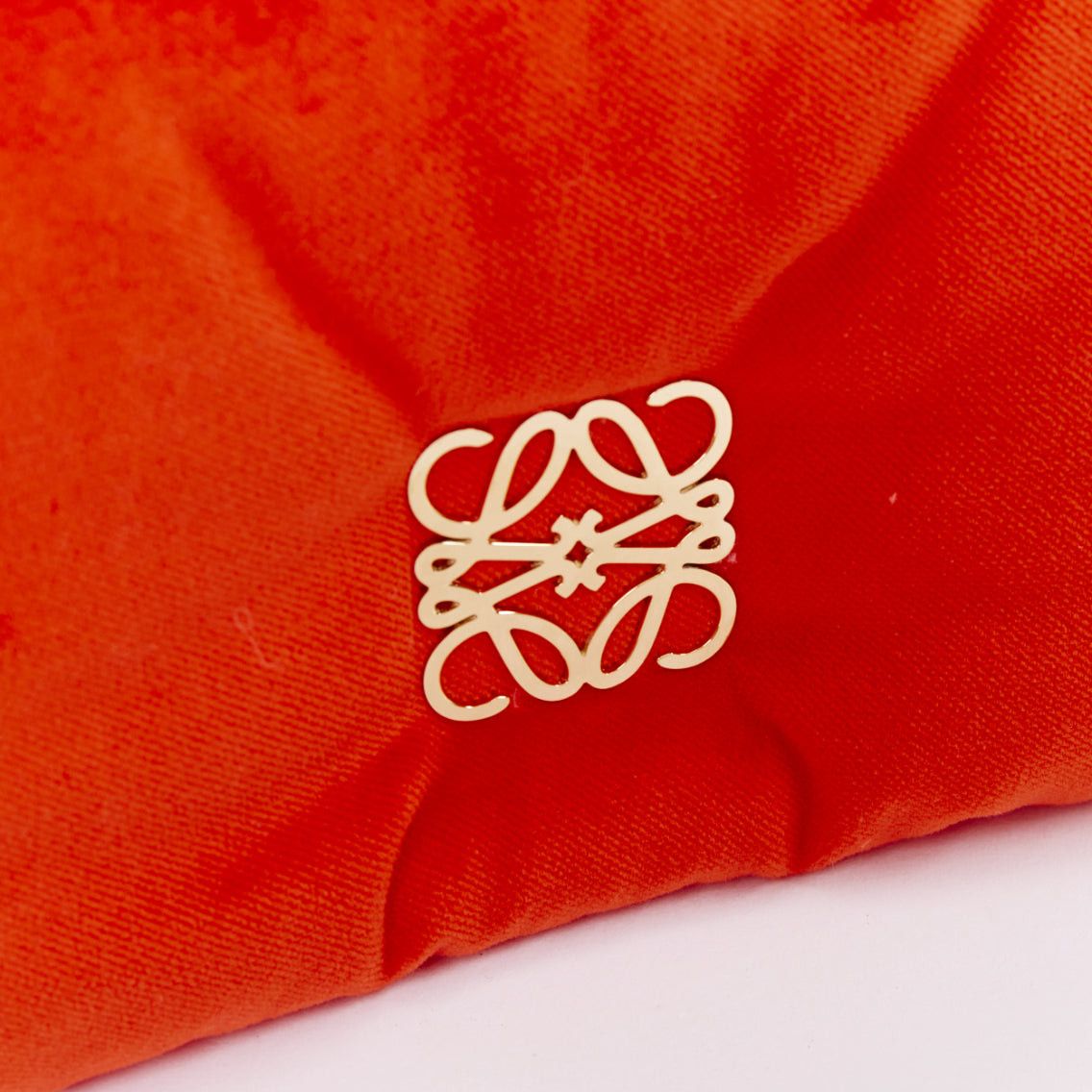 Loewe LOEWE Mini Goya Puffer coral red orange velvet gold chain puffer cushion bag Size ONE SIZE - 7 Thumbnail