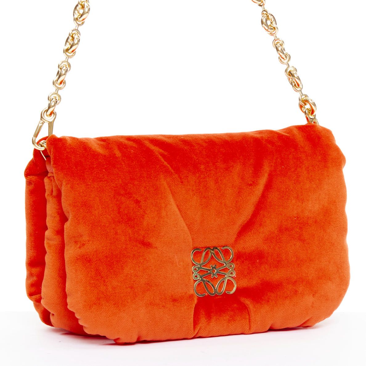 Loewe LOEWE Mini Goya Puffer coral red orange velvet gold chain puffer cushion bag Size ONE SIZE - 3 Thumbnail