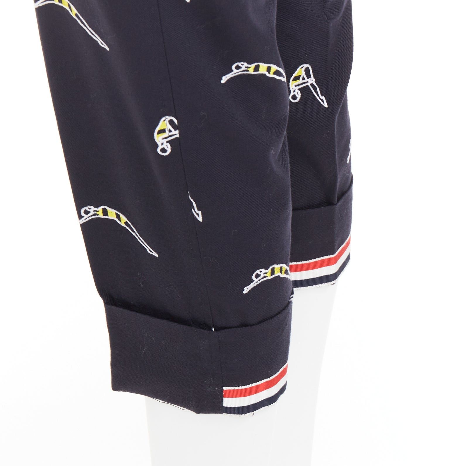 Thom Browne THOM BROWNE navy blue cotton yellow diver embroidery cropped chino pants US0 XS Size 27" / US 4 / IT 40 - 7 Thumbnail
