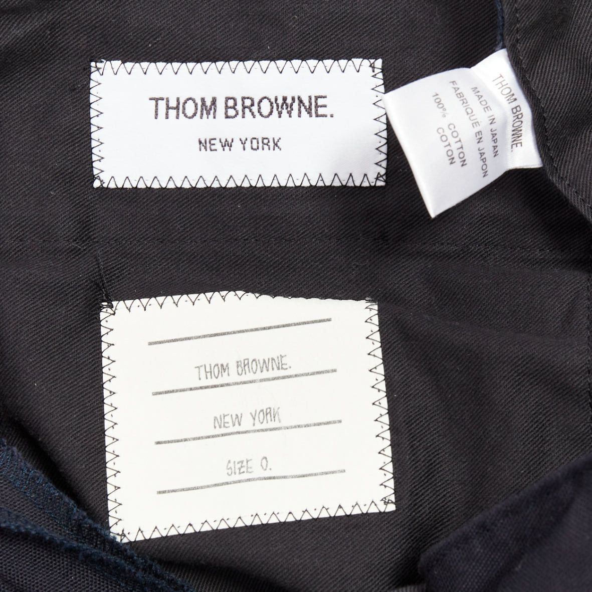 Thom Browne THOM BROWNE navy blue cotton yellow diver embroidery cropped chino pants US0 XS Size 27" / US 4 / IT 40 - 8 Thumbnail